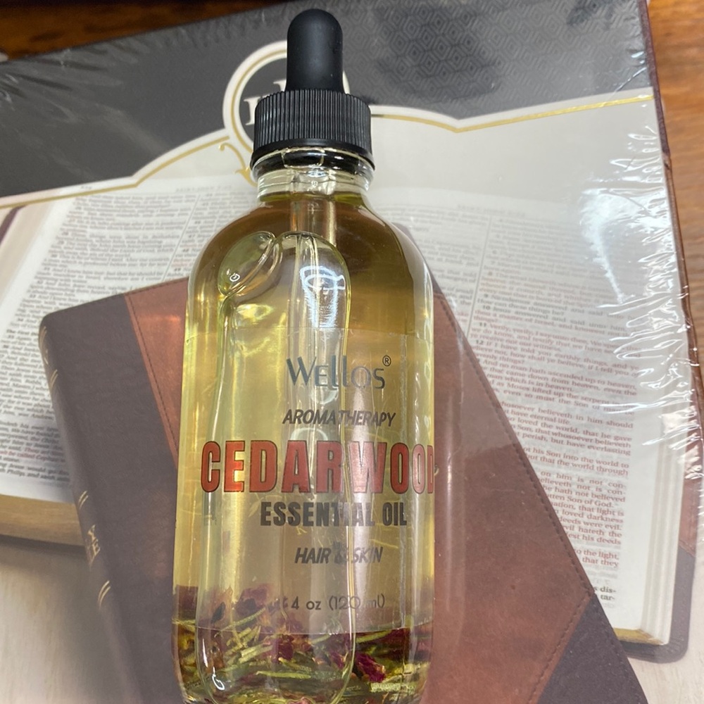 CEDARWOOD Oil
